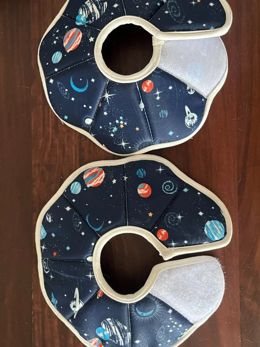 2 Soft Cat Cones Adjustable Comfortable Pet Elizabethan Collars for kittens xs